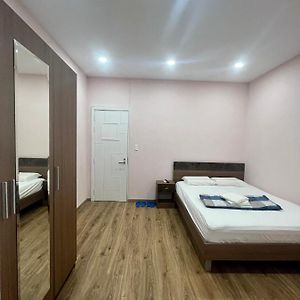 Studio mit Queensize-Bett